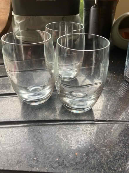 Photo of free Eight glass tumblers (BT10) #2
