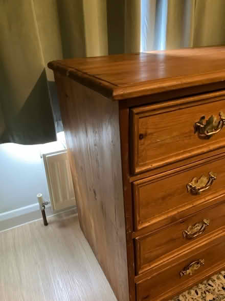 Photo of free Pine wood desk Tunbridge wells (Tunbridge Wells TN1) #3