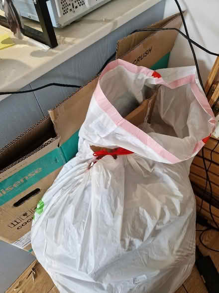 Photo of free Cardboard Boxes & Packaging (CT5) #1