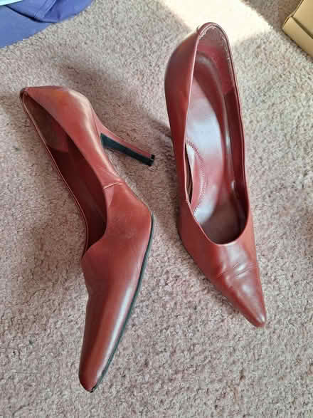 Photo of free Shoes Size 8 (Brentford Gate TW8) #4