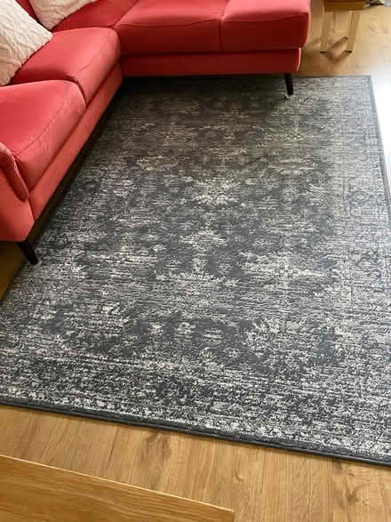Photo of free Grey rug (Southmoor OX13) #1