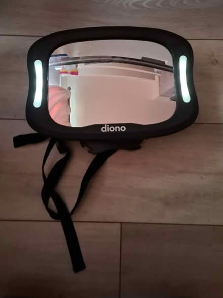 Photo of free Mirror for rear facing carseat (Croydon CR2) #2