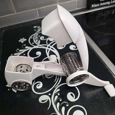 Photo of free Kitchen grater (Clive Vale TN35) #3