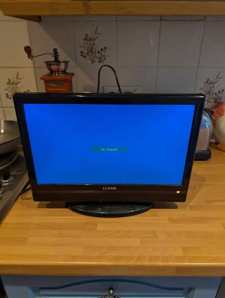 Photo of free Small TV 40cm (CH44 Wallasey) #2