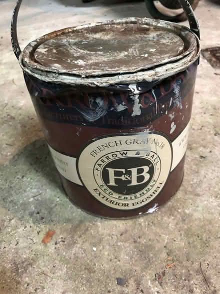 Photo of free Grey Paint: Farrer and Ball - French Grey (Harrogate HG2) #1