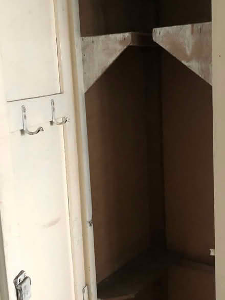 Photo of free Larder or broom cupboard would make a great projec (Crowmarsh Gifford OX10) #2