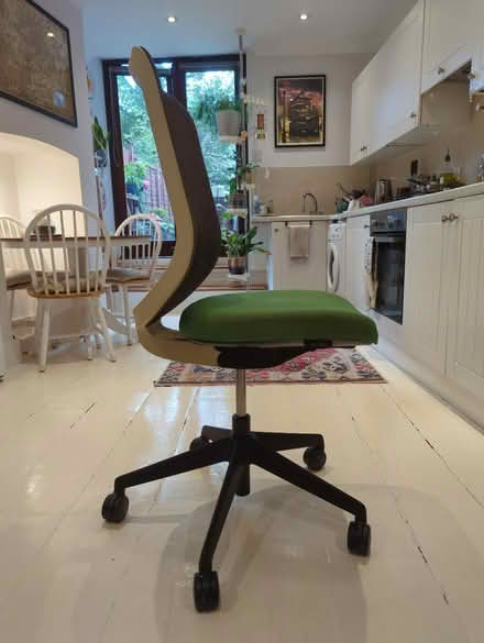 Photo of free Desk Chair (SE3) #2