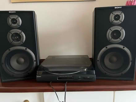 Photo of free Sony turntable and speakers (Tolworth KT6) #1