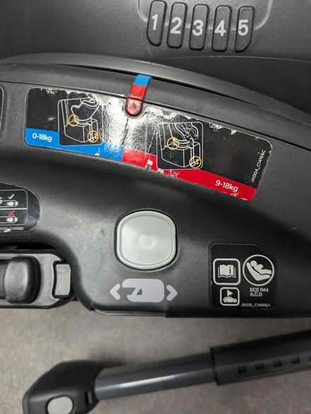 Photo of free Child's car seat (Kingswood) #4