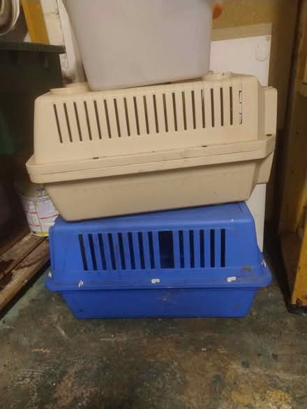 Photo of free 2 Cat carriers (Gledhow LS8) #1