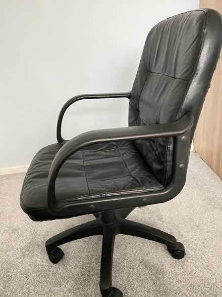 Photo of free Office chair (Horn's Mill SG13) #2