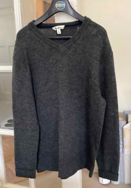 Photo of free Mens Cashmere jumper size medium (Woodford IG8) #1
