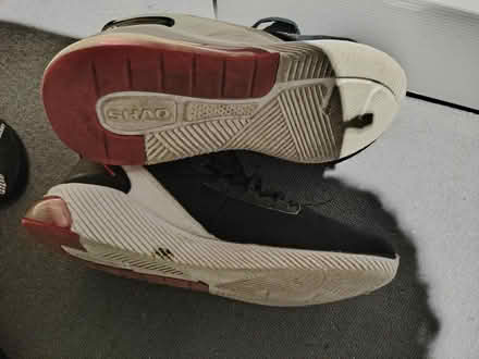 Photo of free Shaq trainers men size 11. 5 (Edgware NW9) #2