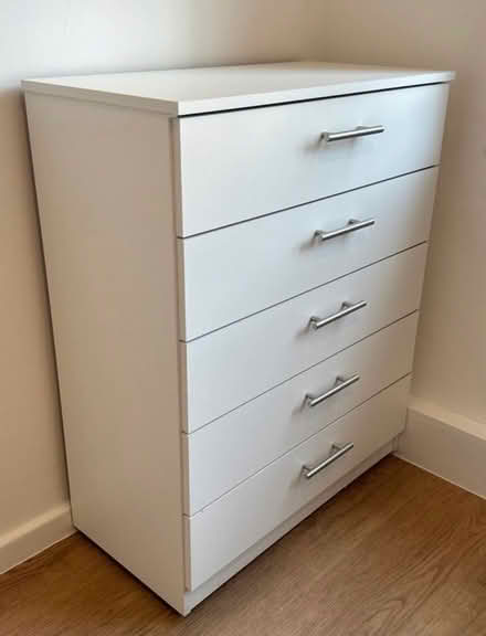 Photo of free White Drawers (Hendon NW4) #1