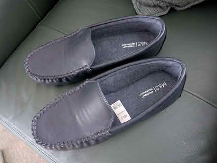 Photo of free M&S Leather Men's Slippers Size 8 (Almost Brand New) (Bedwell SG1) #1