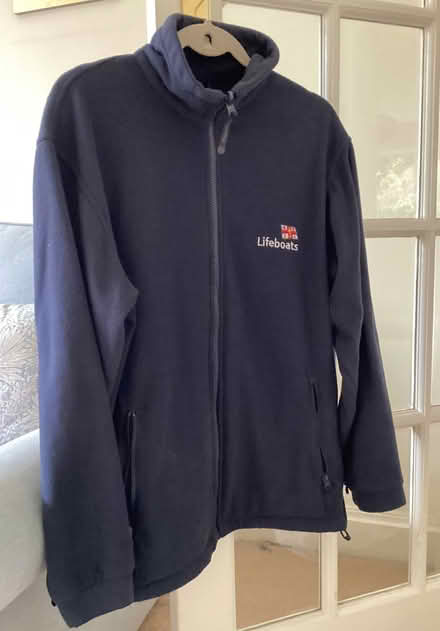 Photo of free Men’s fleece jacket large (Woodford IG8) #1