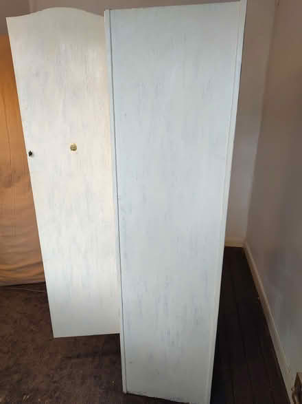 Photo of free White Wooden Wardrobe (SE58JS) #3