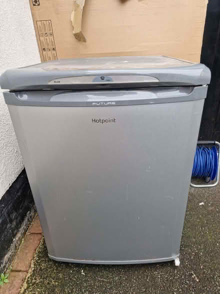 Photo of free Fridge (Tupsley HR1) #2