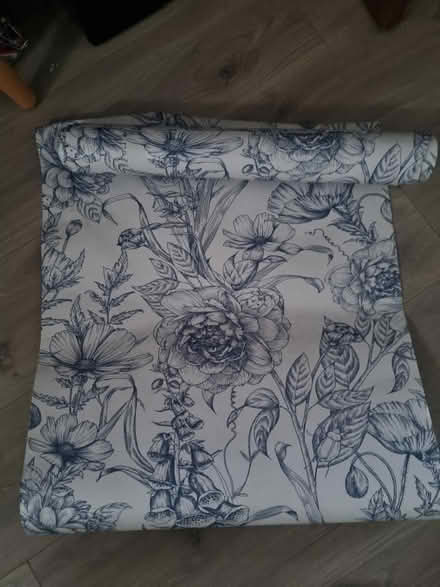 Photo of free Left over wallpaper (Perivale) #1