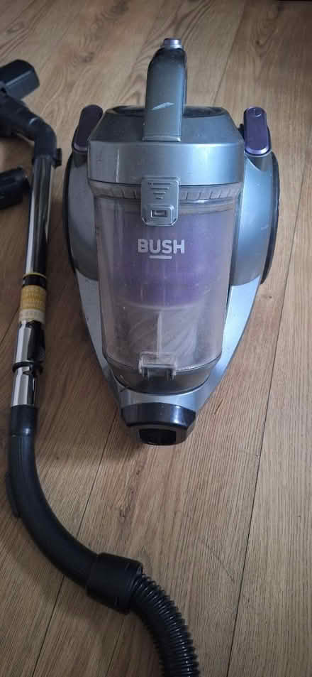 Photo of free Fully working cyclone hoover (Welling DA16) #2