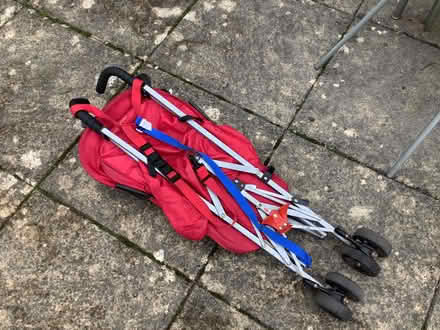 Photo of free Maclaren, lie-back, umbrella fold Buggy (The Plantation GL5) #2