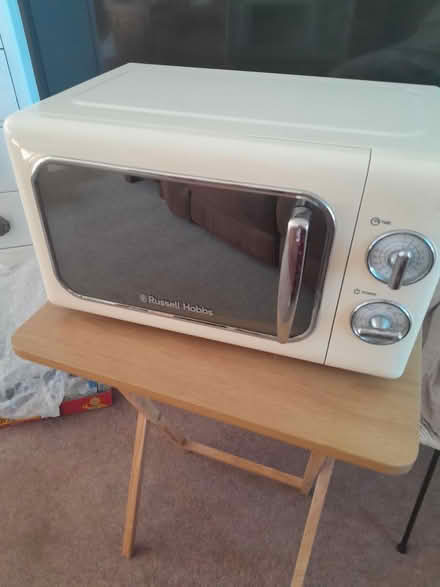 Photo of free Retro Microwave (Southsea PO5 1HW) #1