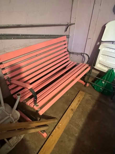 Photo of free Vintage bench (St. Paul Mac groveland) #3