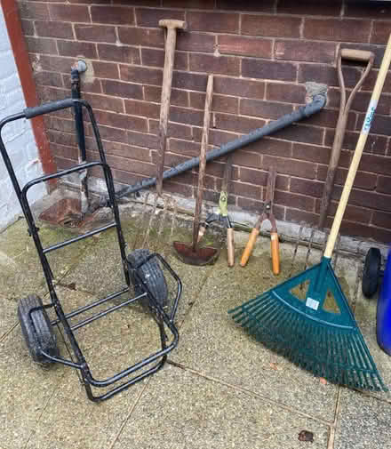 Photo of free Various garden tools & trolley (M33 Sale) #1