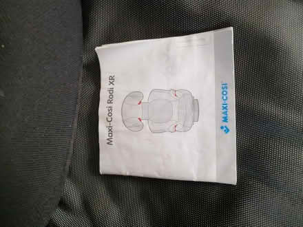 Photo of free A pair of Britax car seats (Cambridge CB24 Impington) #2