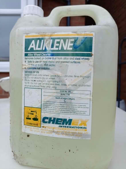 Photo of free Alloy Wheel and chrome cleaner (Dudley DY3) #2