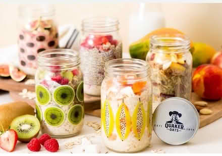 Photo of Quaker Oats jar: kiwi pattern (Hampden Park BN22) #3