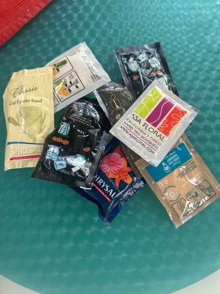Photo of free Handful flower food packets (Walnut Creek) #1
