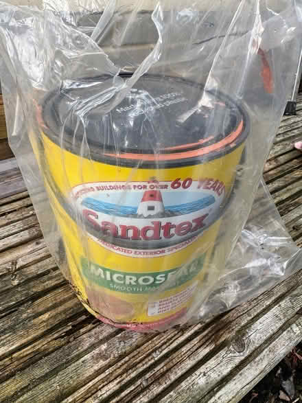 Photo of free 2L Tin of Sandtex Masonry Paint (Branksome Dorset BH12) #1
