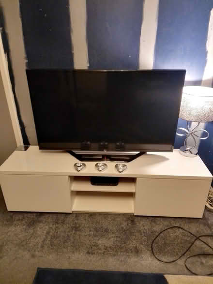 Photo of free White high gloss TV unit (Fallin FK7) #1