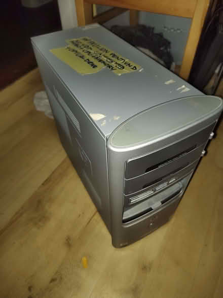 Photo of free Old HP Pavilion Pentium PC NO HARD DISK (Apley TF1) #1