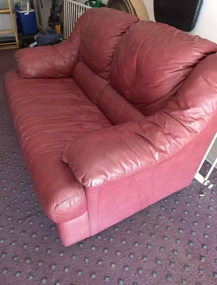 Photo of free Red leather 2 seater (Everton Hills) #1