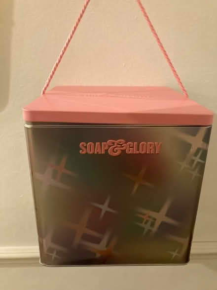 Photo of free EMPTY Soap and Glory tin. (University Area RG1) #1