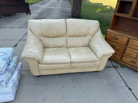 Photo of free Furniture & cushions @ end of drive (Barrington Hills) #1