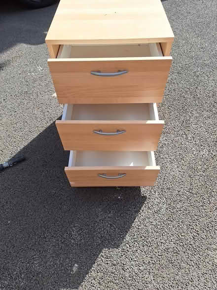 Photo of free Small drawer unit (SN15) #3
