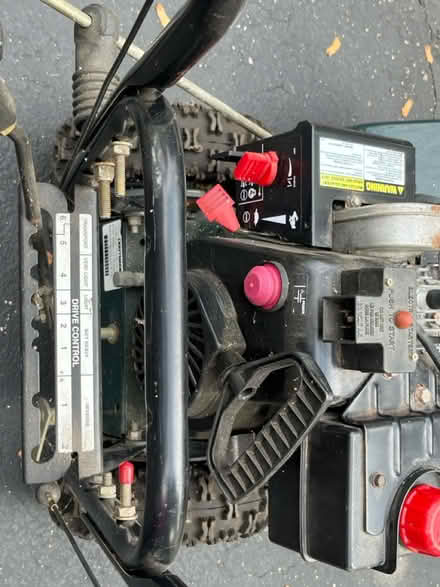Photo of free Craftsman 5.0 HP 24” Snowblower (Niles) #4