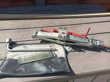 Photo of free Car jack (Gosport PO13. BRIDGEMARY) #1