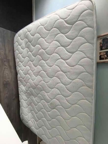 Photo of free King Size Mattress - barely used (Witney OX28) #1
