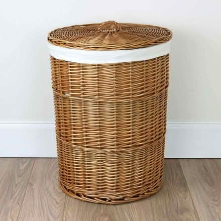 Photo of cylindrical wicker or woven basket with lid (Kingsmead) #1