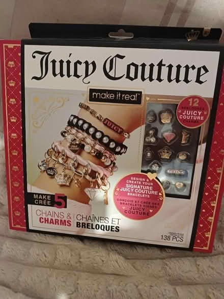 Photo of free New Juicy Couture Bracelet charms kit (Malvern Link WR14) #1