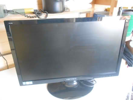 Photo of free Monitor (Baldslow TN37) #1