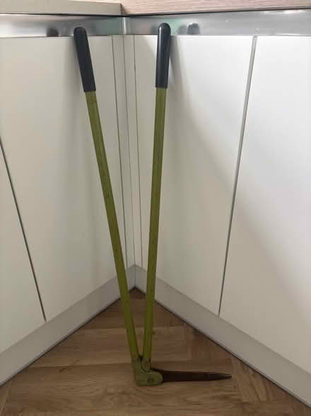 Photo of free Edging shears (Oxenholme LA9) #1