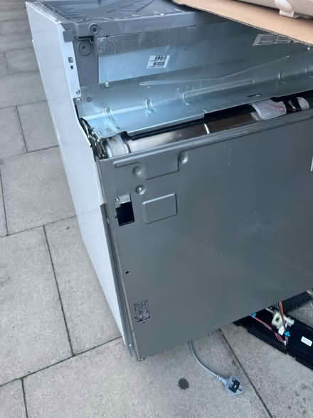 Photo of free Dishwasher and blinds for parts (Dalston E8) #1