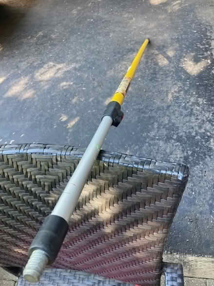 Photo of free exstention rod for painting (north of Davis dr) #1
