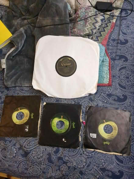 Photo of free Records (North Philadelphia, Sharswood) #1