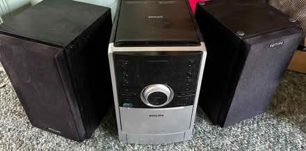 Photo of free Old style Mini CD/Radio/MP3/USB player (Chesham HP5) #1